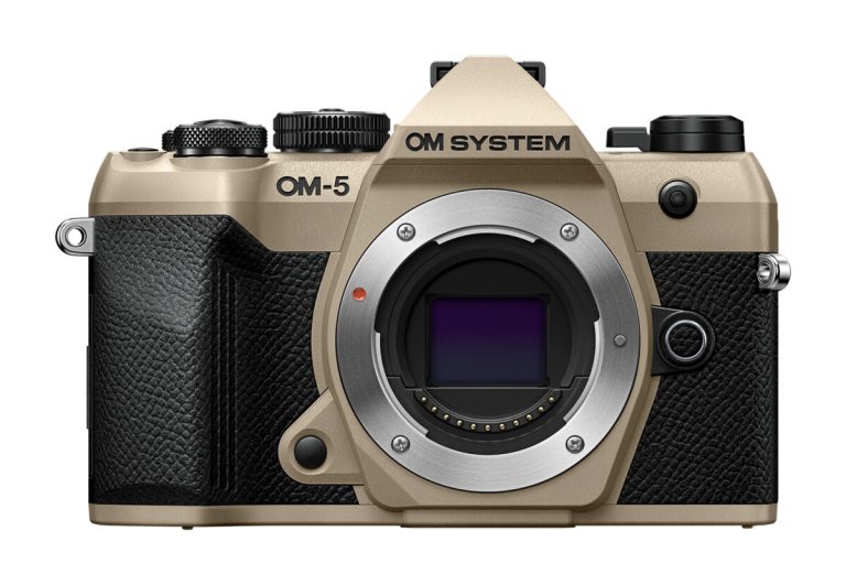 Olympus OM-5 II body sand beige