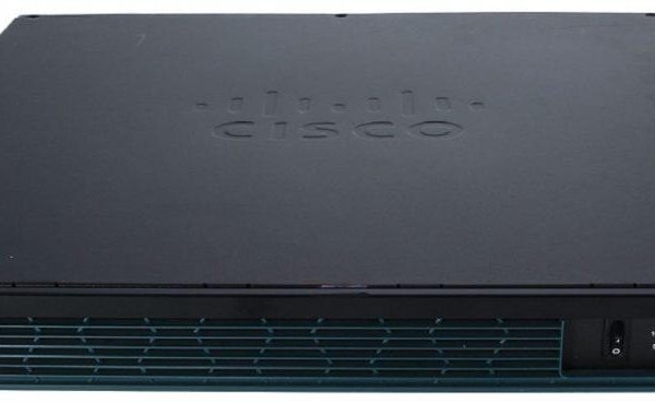 Cisco 2901 Integrated Services Router w/ Rkmnts